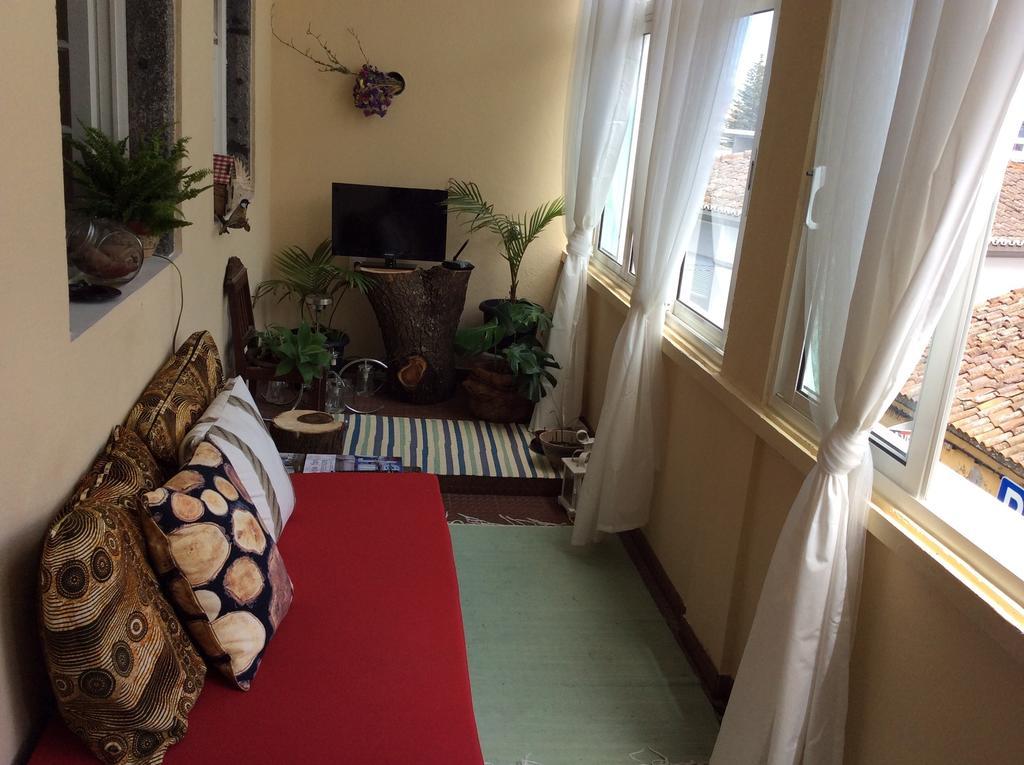 Ponta Delgada Marina Lounge Hostel المظهر الخارجي الصورة