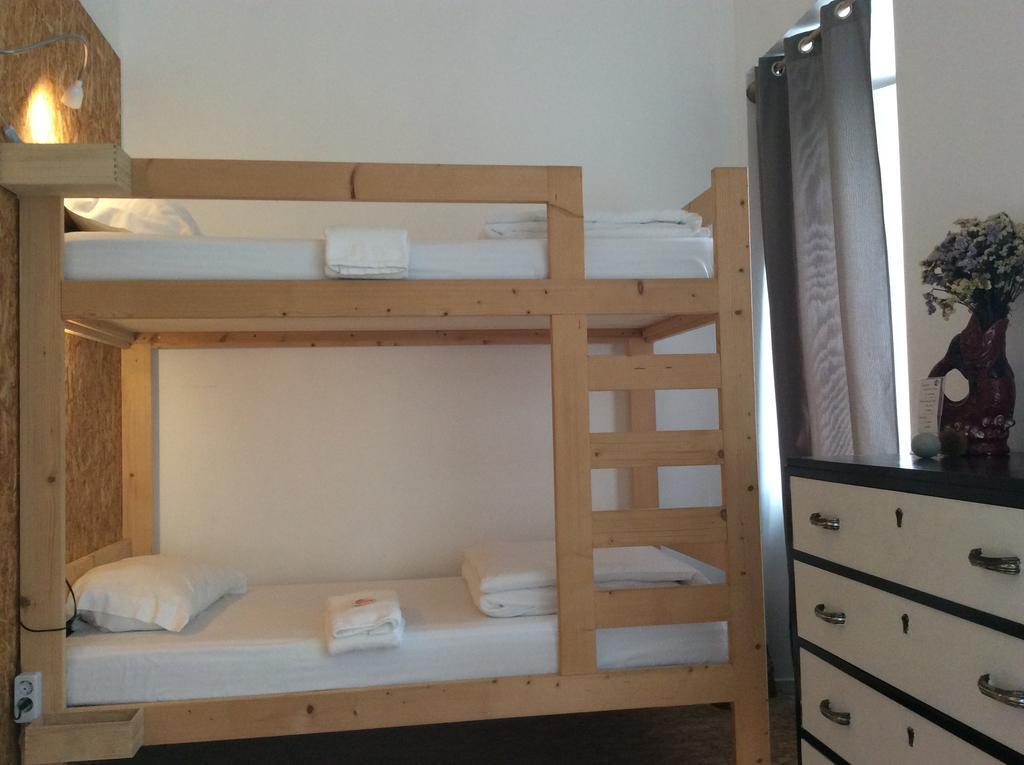 Ponta Delgada Marina Lounge Hostel المظهر الخارجي الصورة