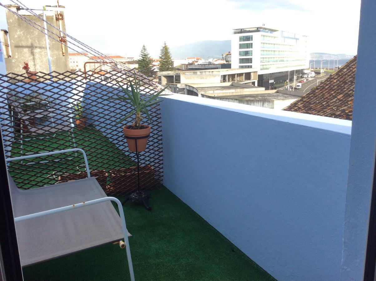 Ponta Delgada Marina Lounge Hostel المظهر الخارجي الصورة